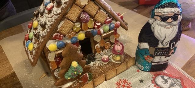 Lebkuchen Hausbau in anydoors 2