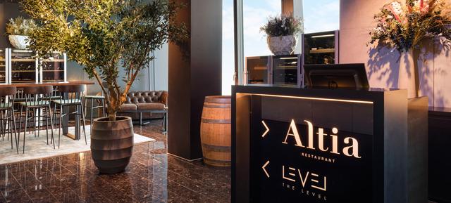 Altia Restaurant by Urrechu in Wien / Donaustadt 2