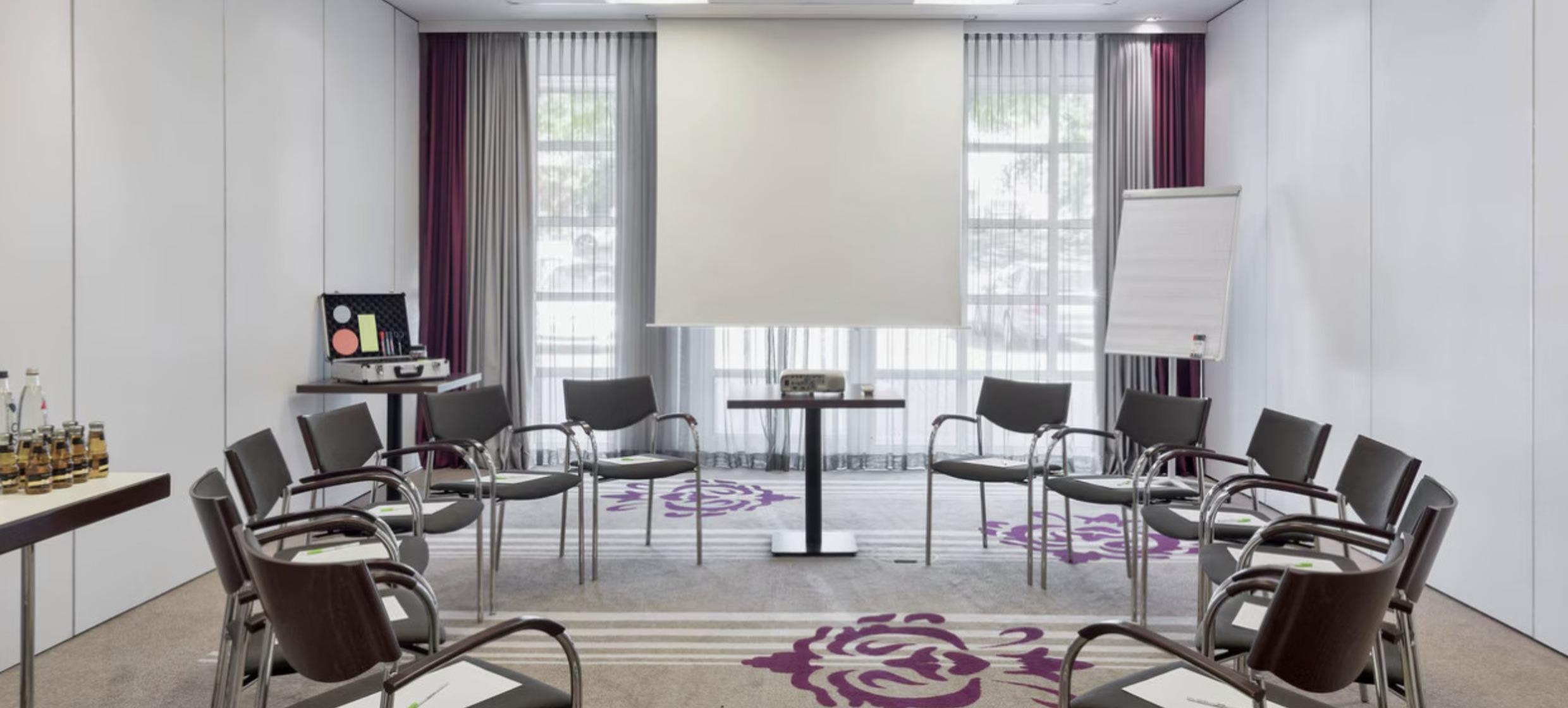 Courtyard by Marriott Wiesbaden-Nordenstadt 1