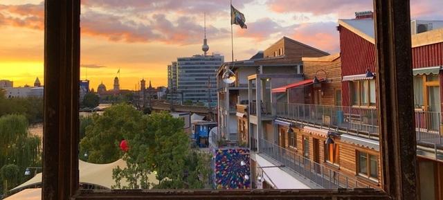 Sommerfest mit Spreeblick und BBQ in Säälchen auf dem Holzmarkt / Berlin 2