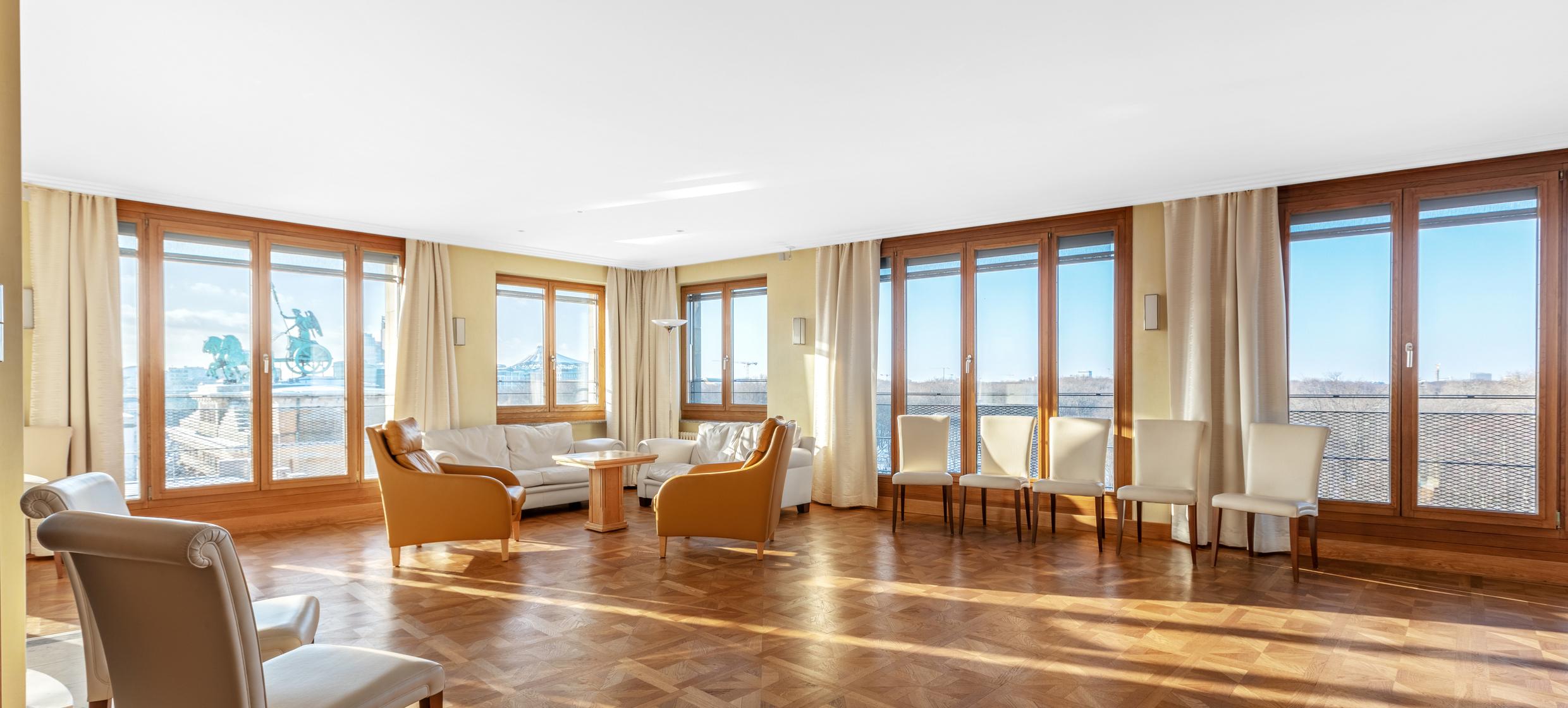 CONTORA Office Solutions Berlin Brandenburger Tor 10