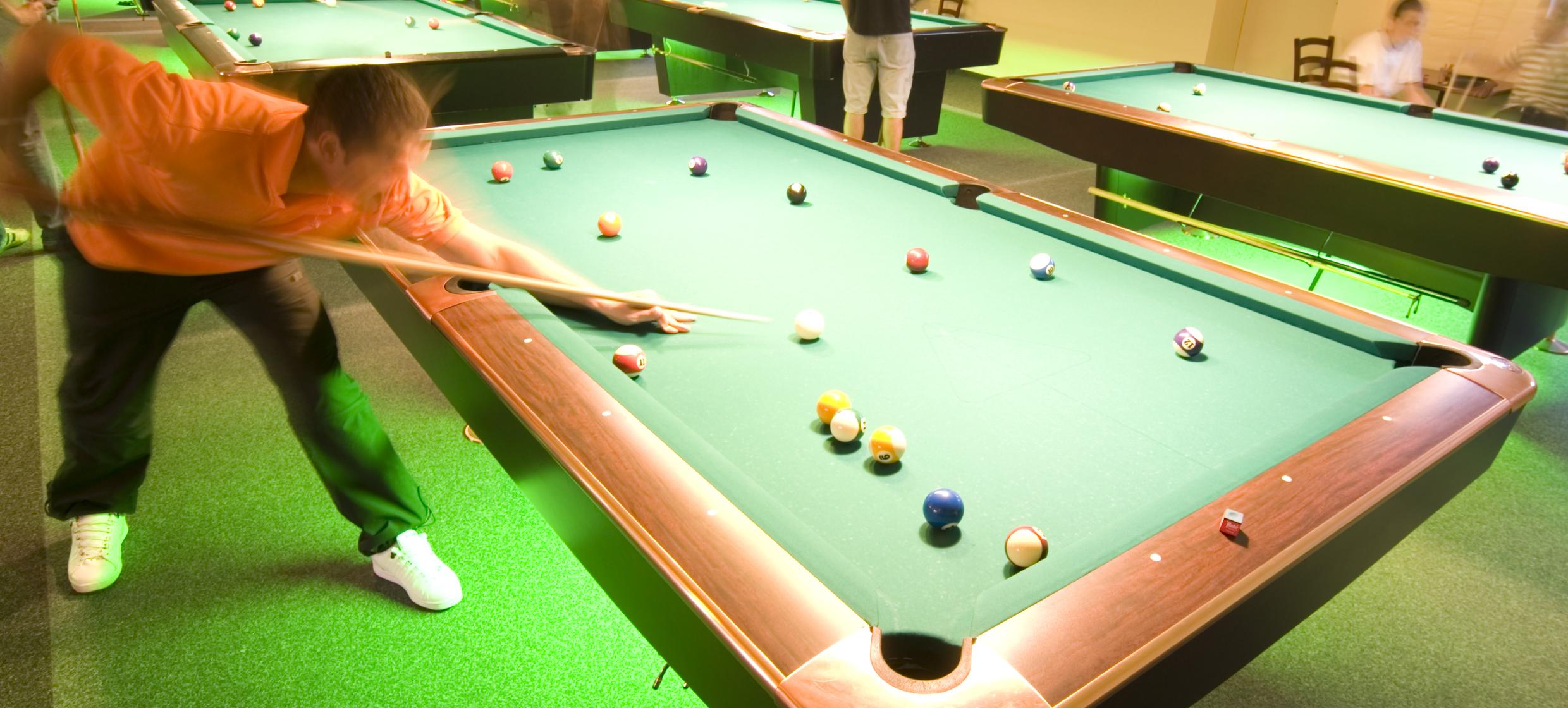 Teambuilding Challenge Münster – Teamspiele in der Pool Hall 3
