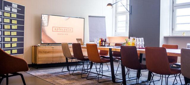 Spielfeld Digital Hub - Anfield in Berlin / Kreuzberg 2
