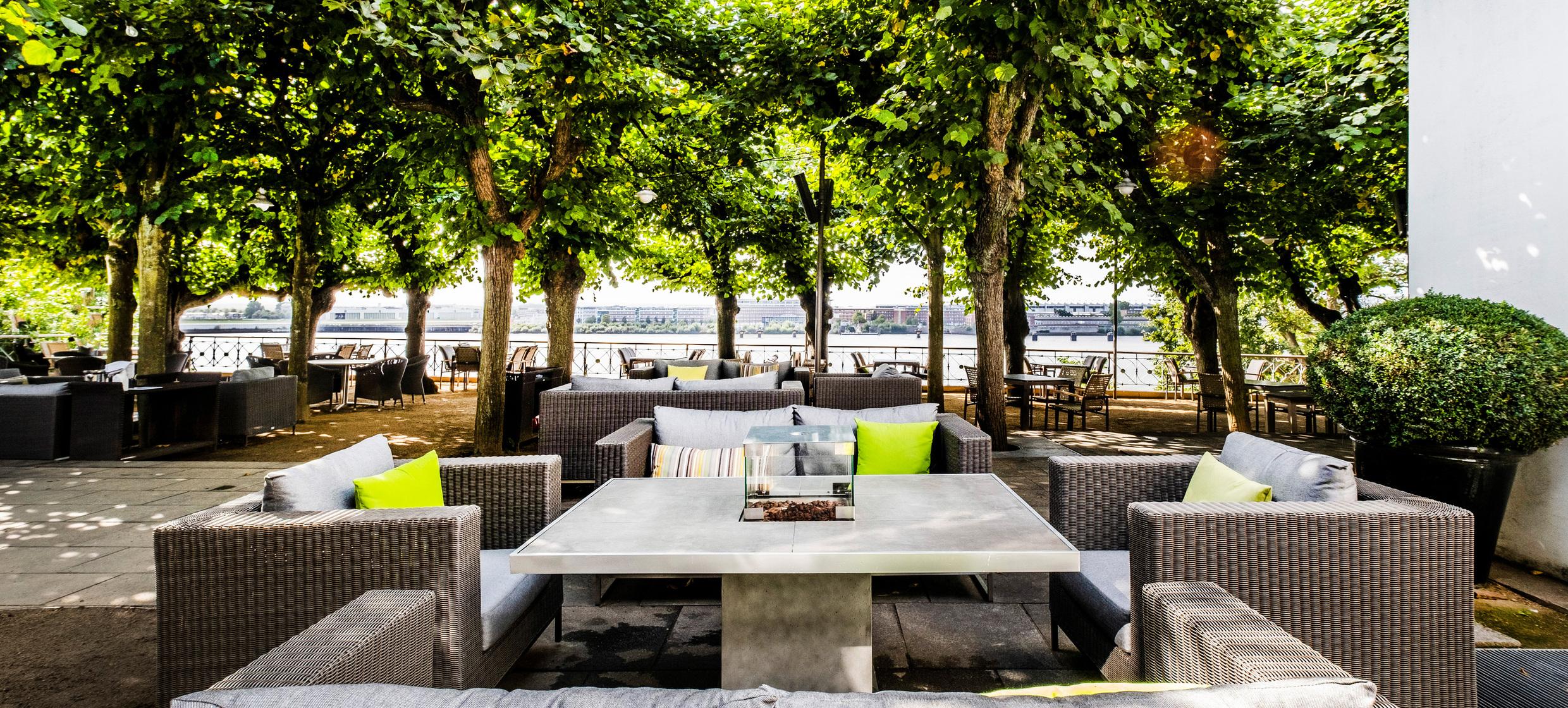 Hotel Louis C. Jacob, Hamburg, Autograph Collection 7