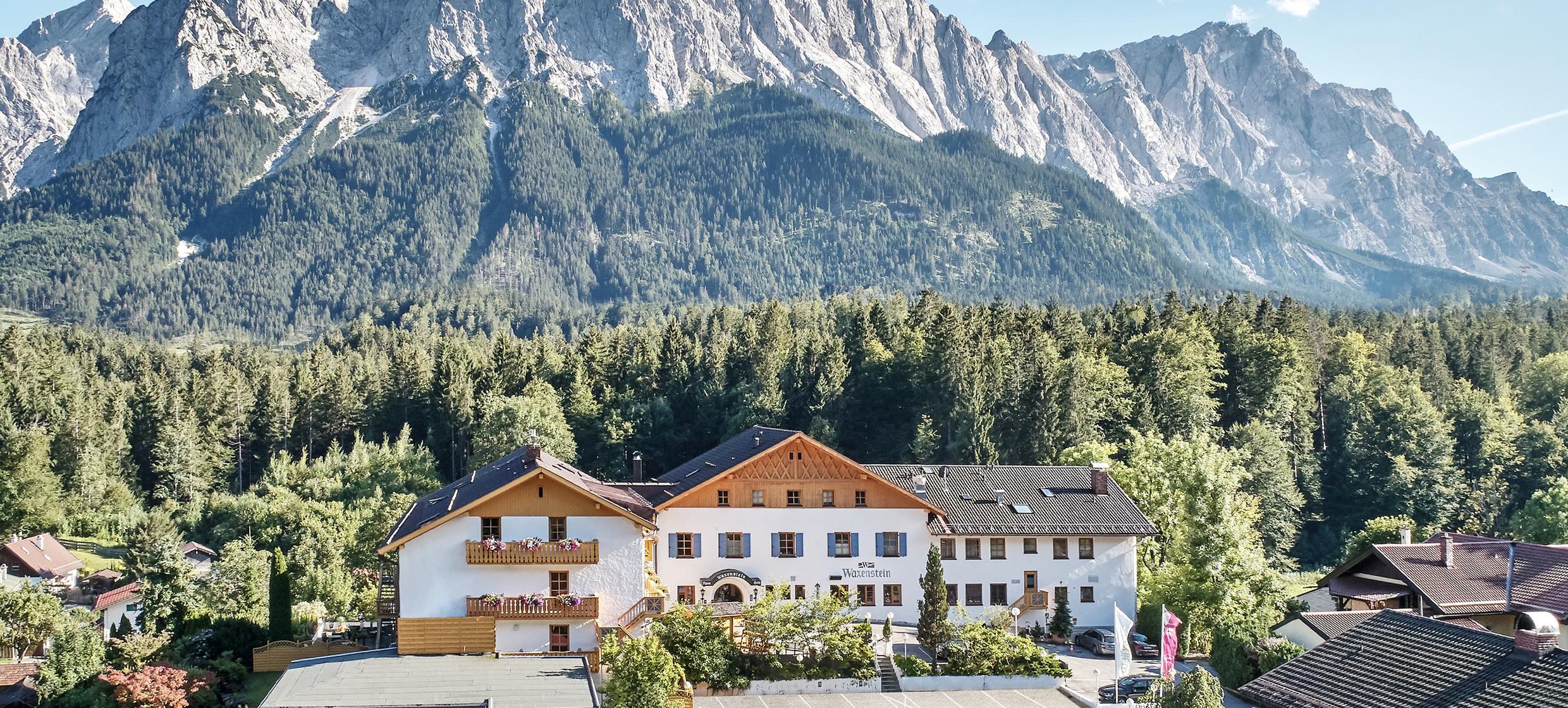Romantik Alpenhotel Waxenstein in Bayern 1