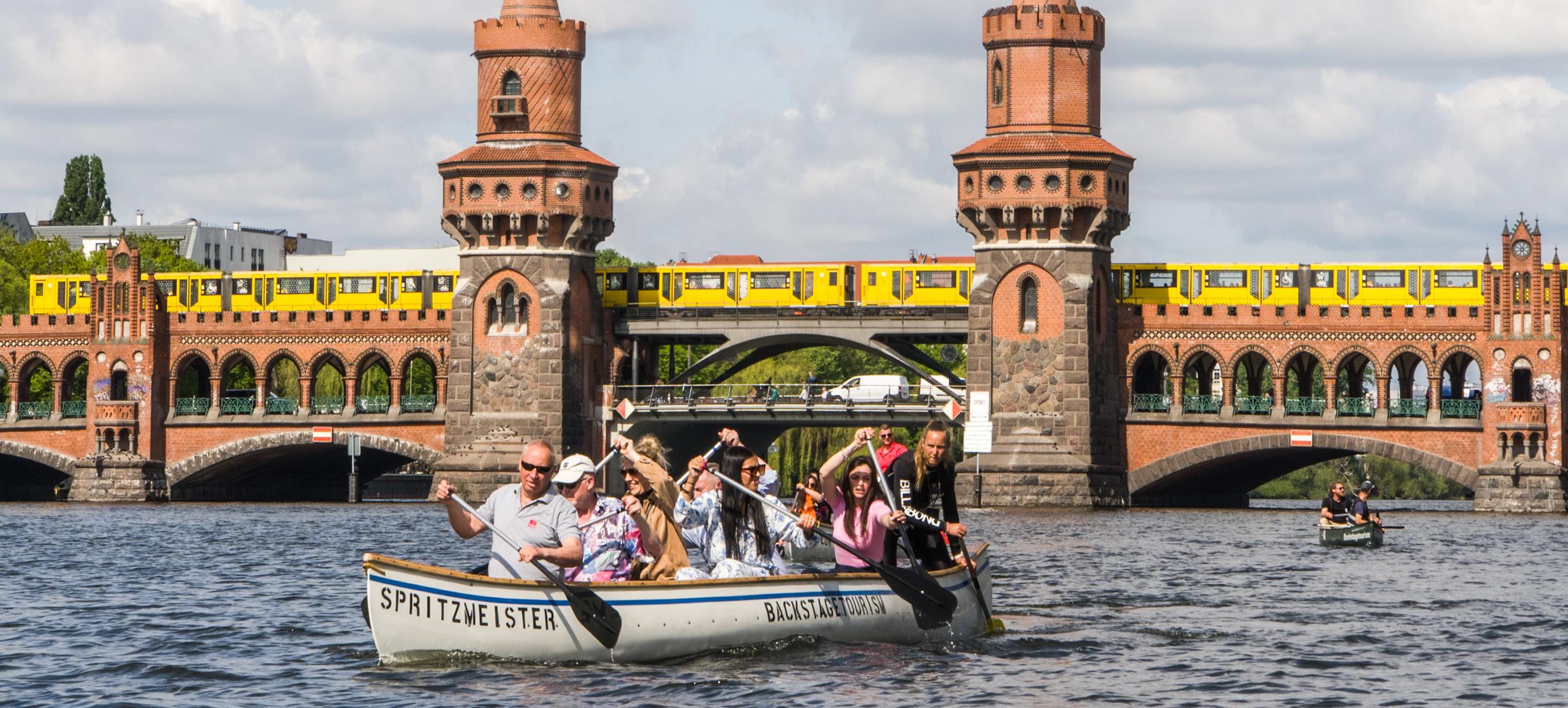 Teamevent in Berlin - Kanutour im Mannschaftskanadier in Backstagetourism / Berlin 1