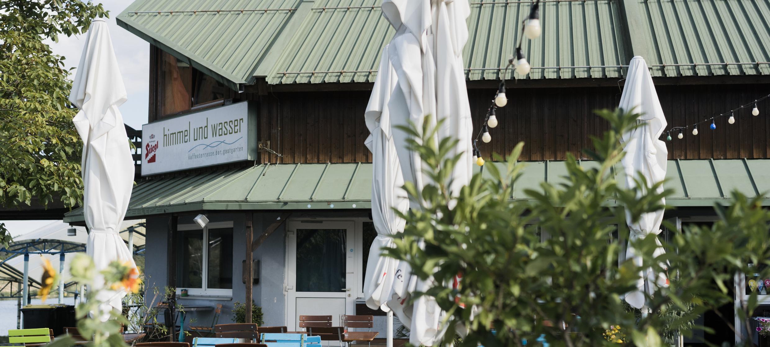 Himmel und Wasser in Wien / Donaustadt 1