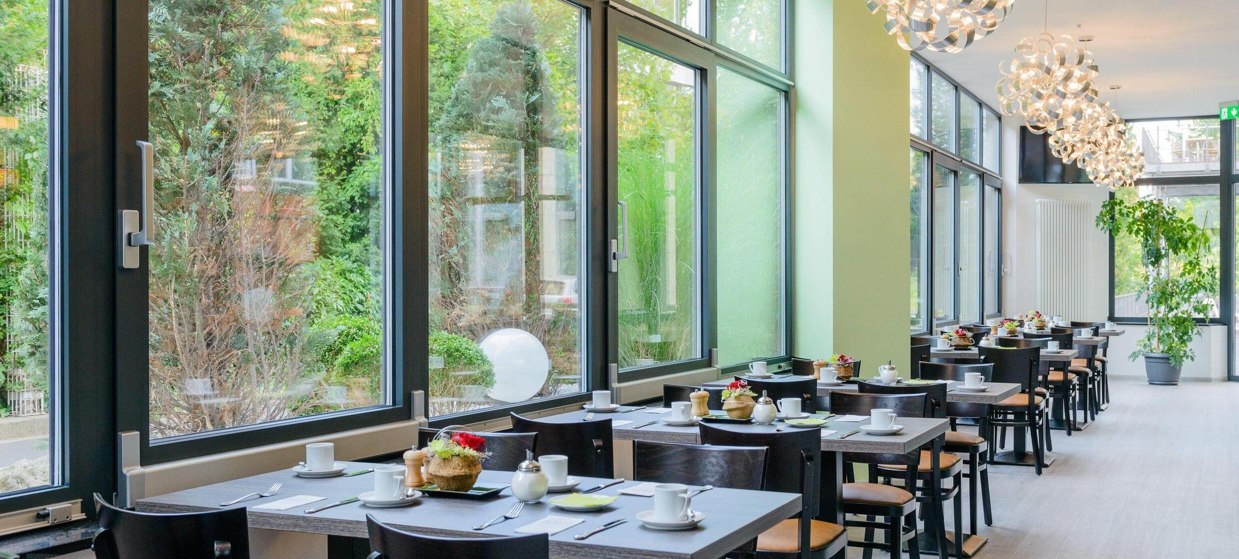 NOVINA Hotel Wöhrdersee Nürnberg City 6