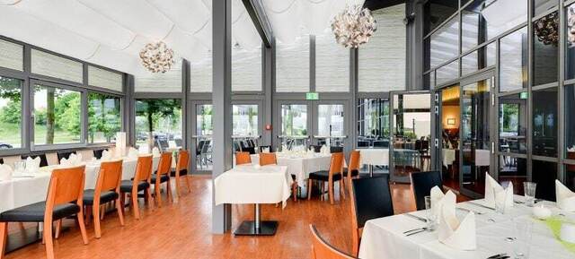 NOVINA Hotel Herzogenaurach Herzo-Base in Erlangen 3