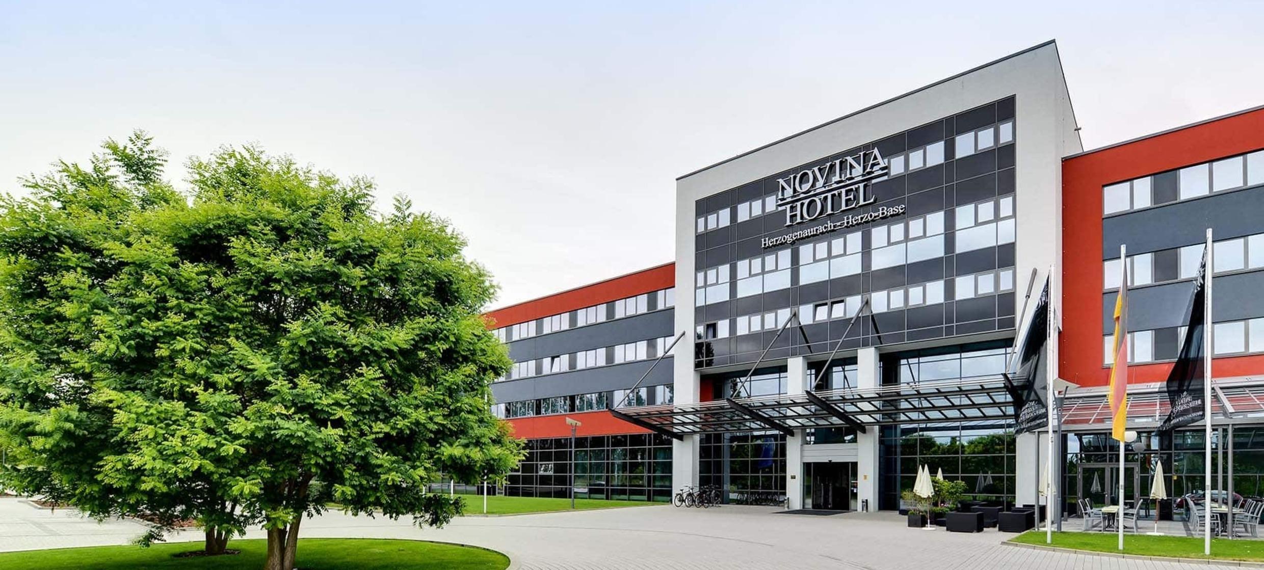 NOVINA Hotel Herzogenaurach Herzo-Base 1