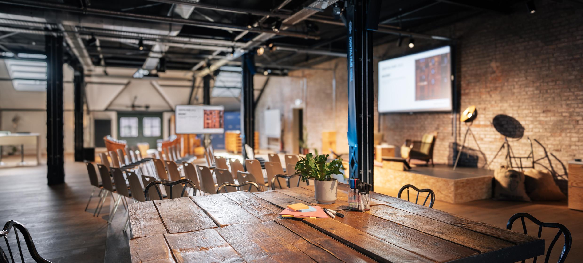 Digital Hub Logistics & Commerce 7