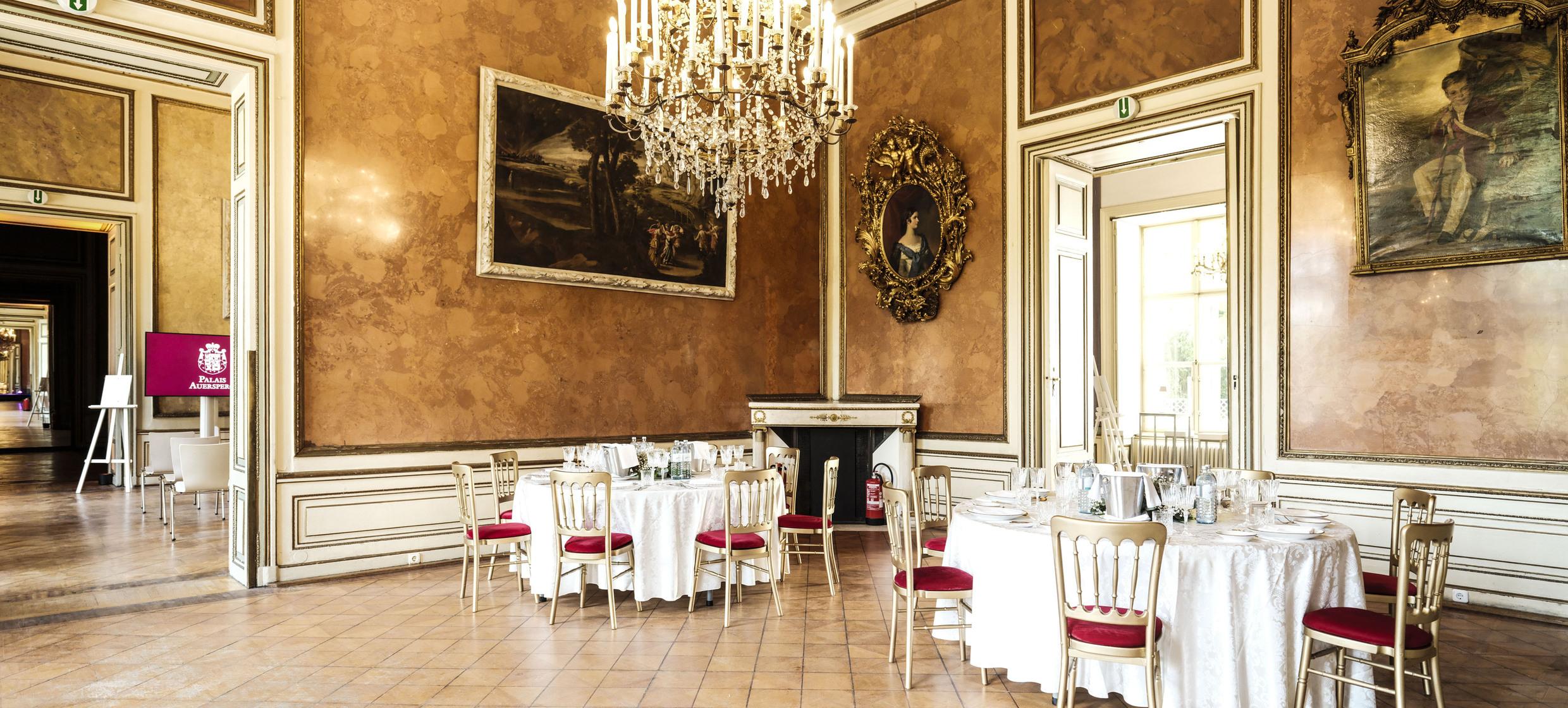 Palais Auersperg 16