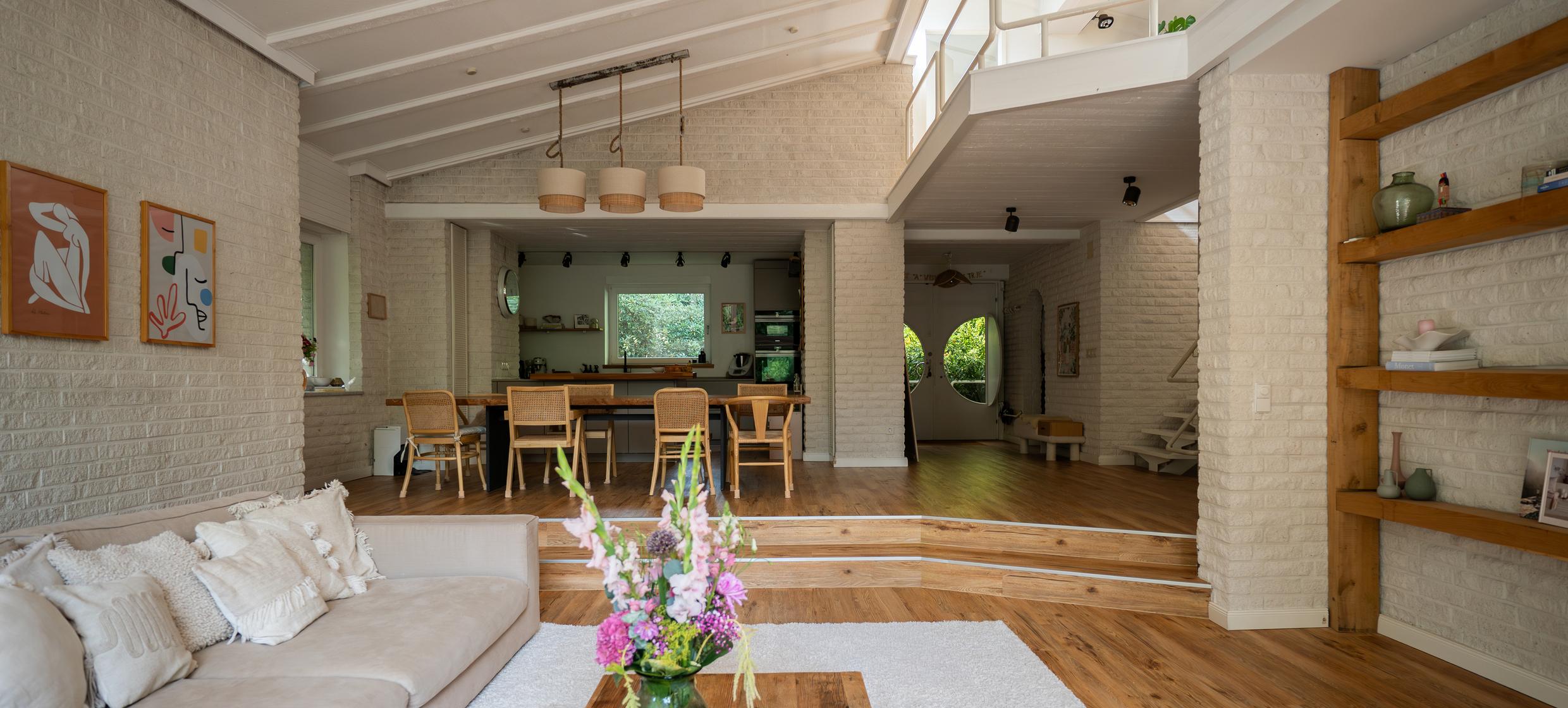 Ananda Studio 11