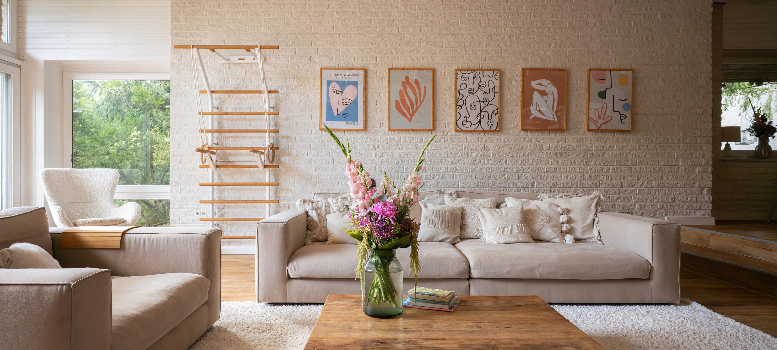 Ananda Studio 33