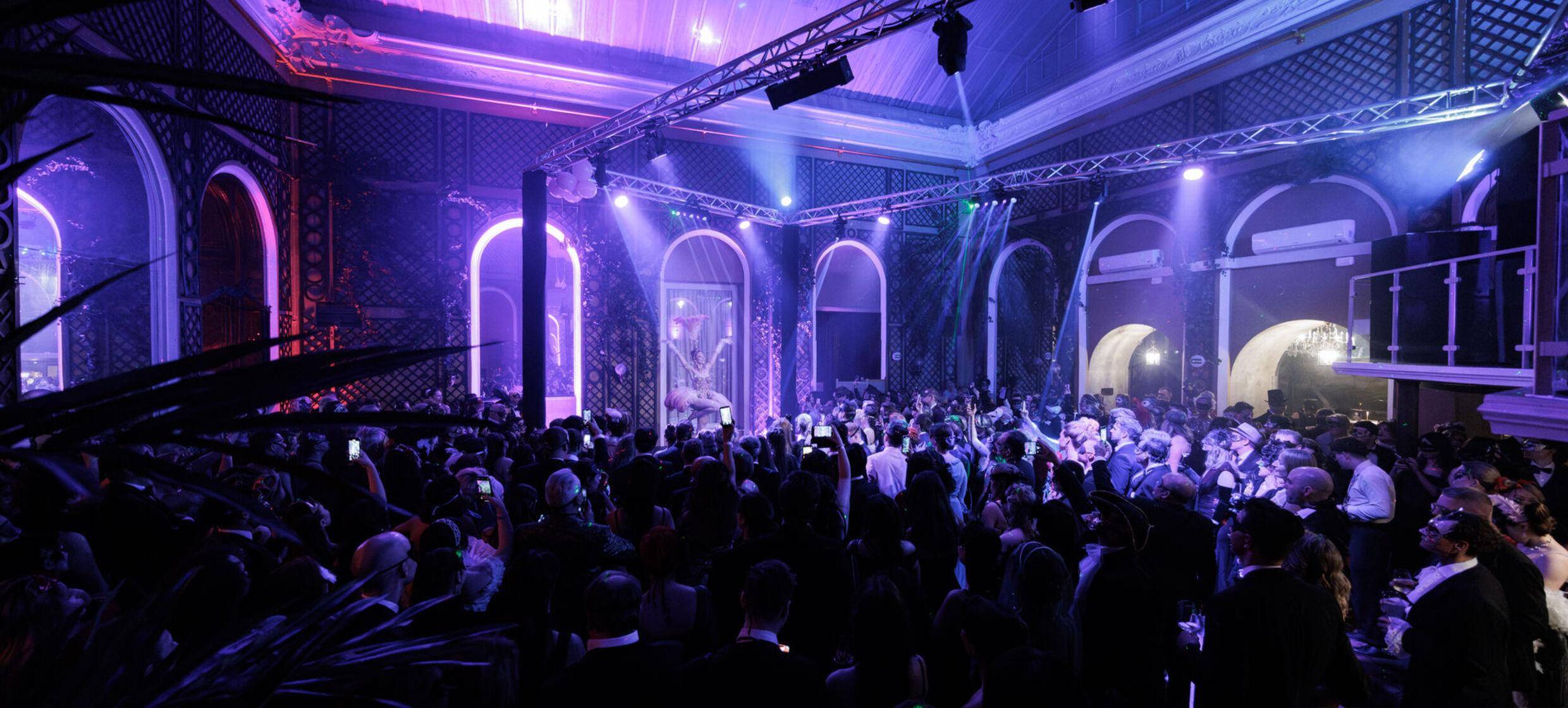Club Auersperg 14
