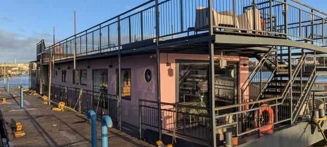 Das Hausboot in Hamburg / Rothenburgsort 15