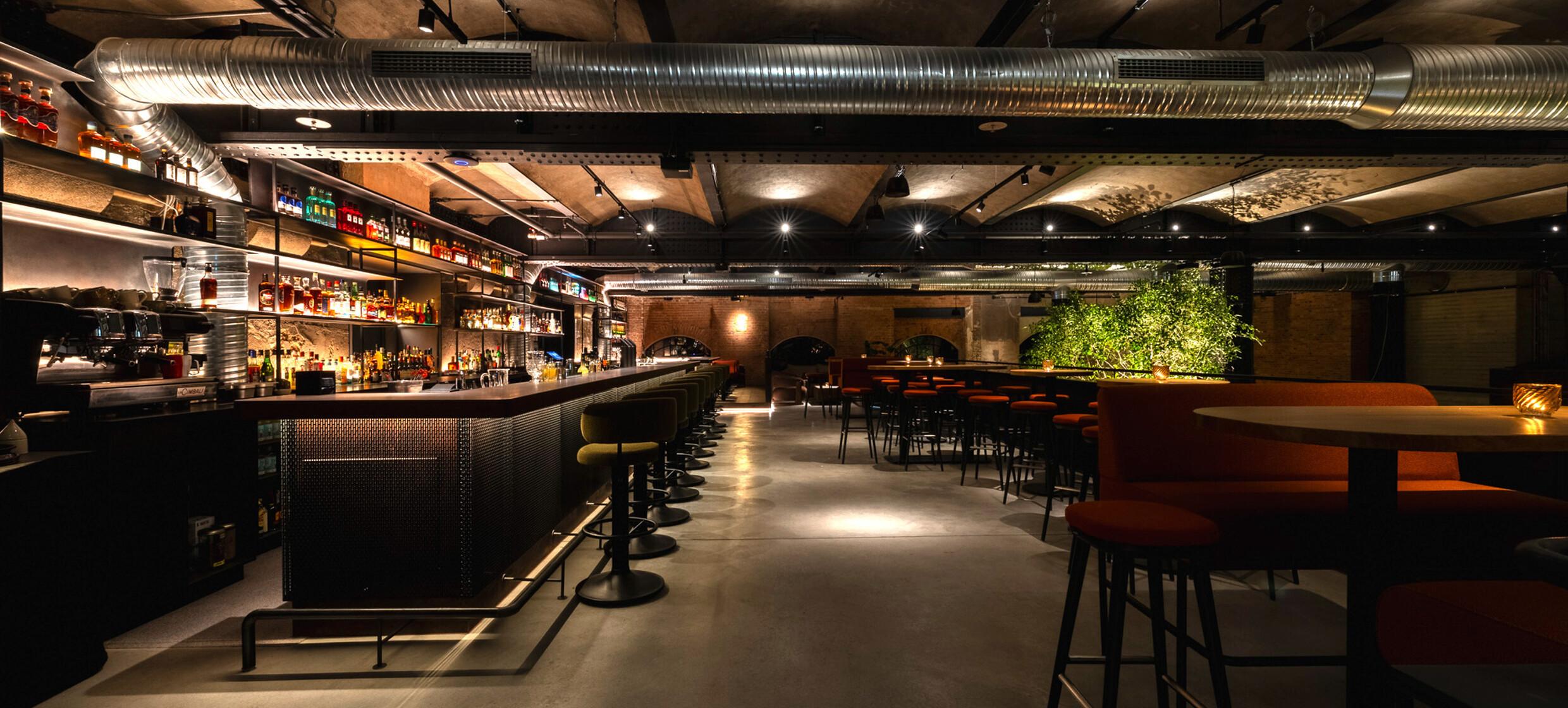 CHEFS WAREHOUSE Canteen & Bar 4