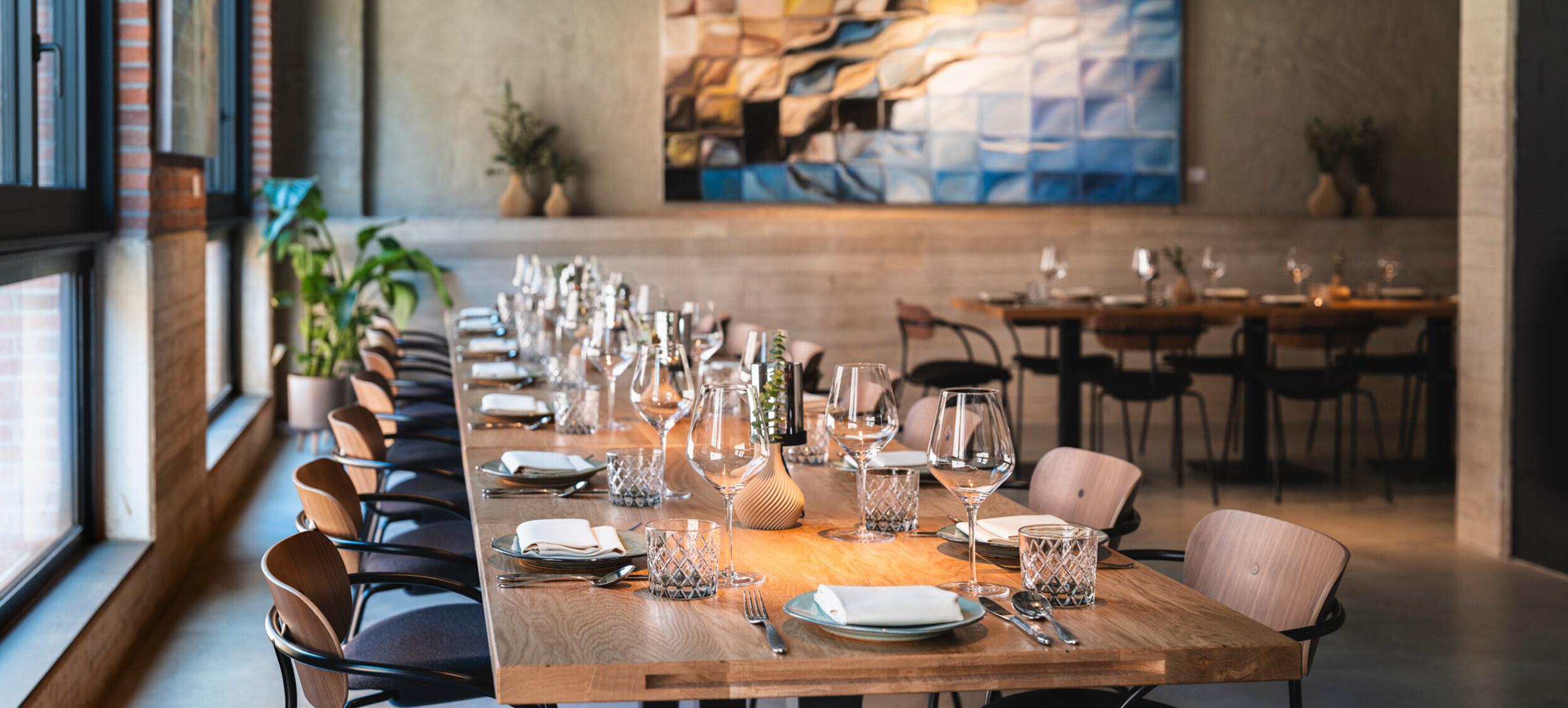 CHEFS WAREHOUSE Canteen & Bar 2