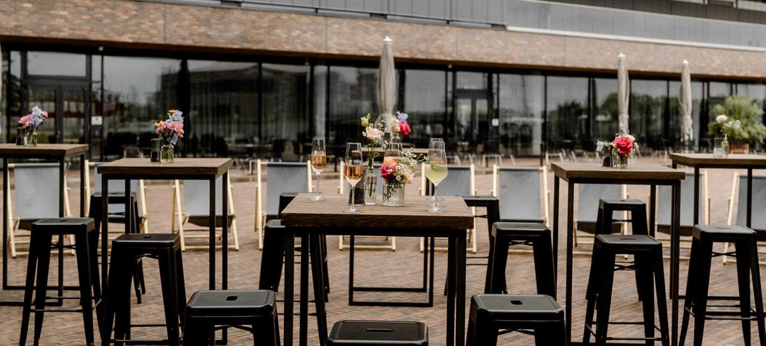 Rudolph's [event location] 7