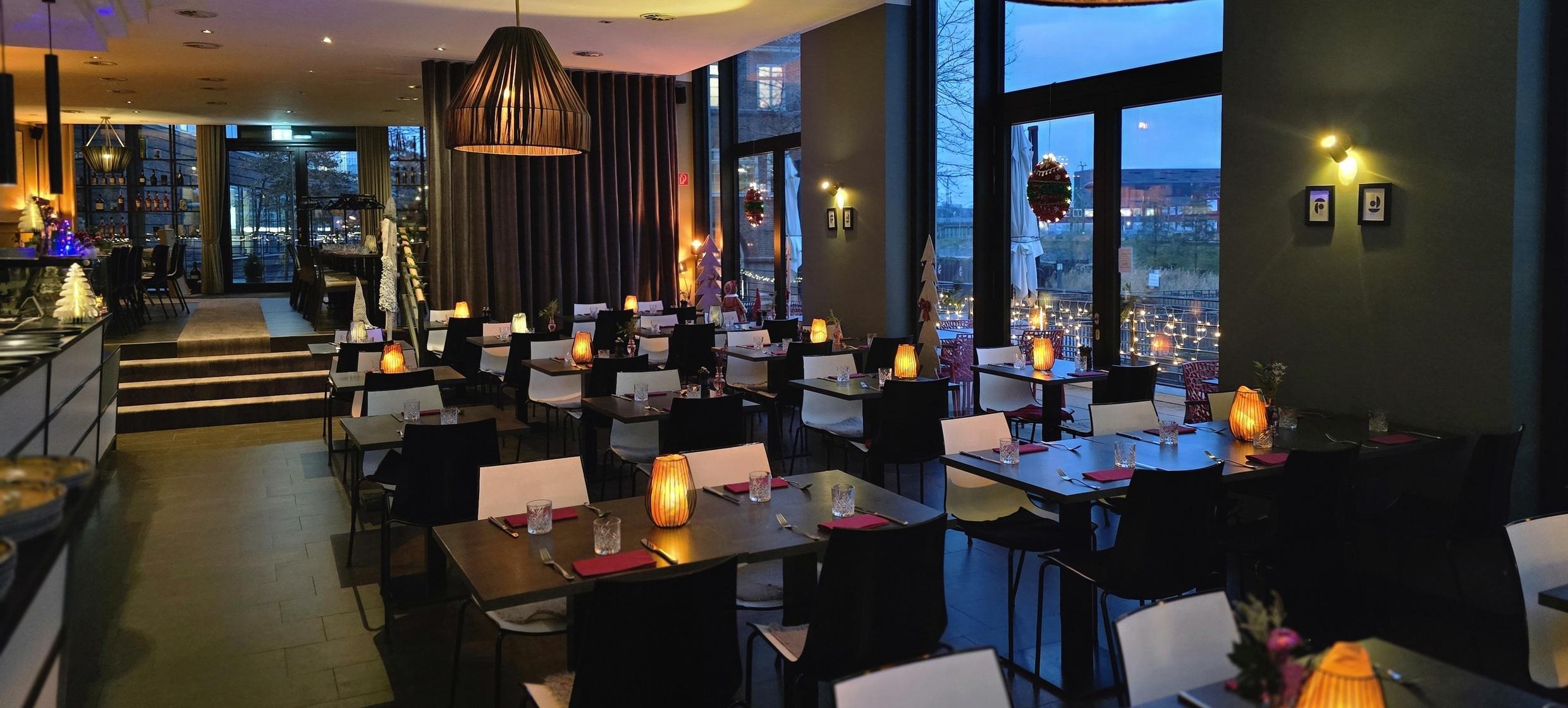 Weihnachtsfeier im Restaurant 2