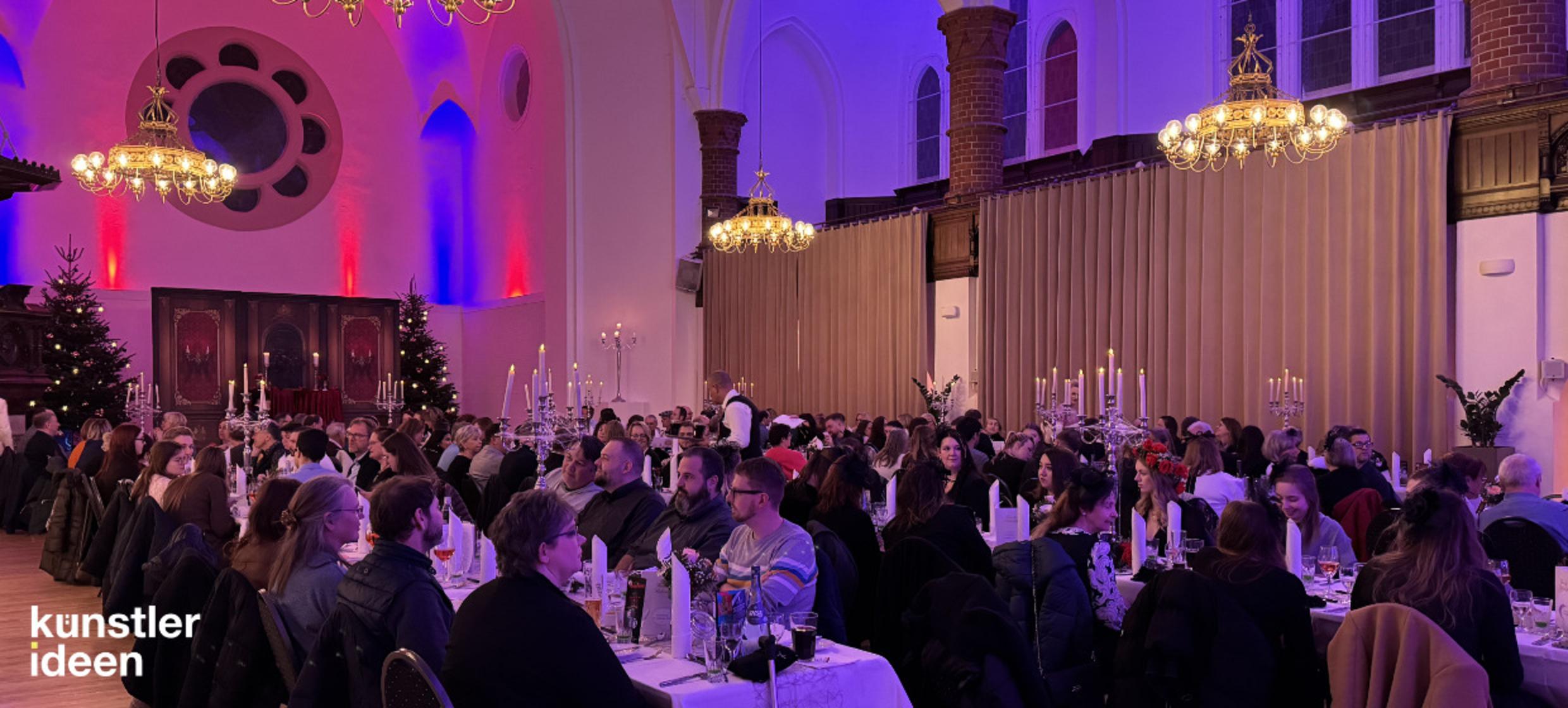 Interaktives Krimidinner voller Spannung & Humor 2