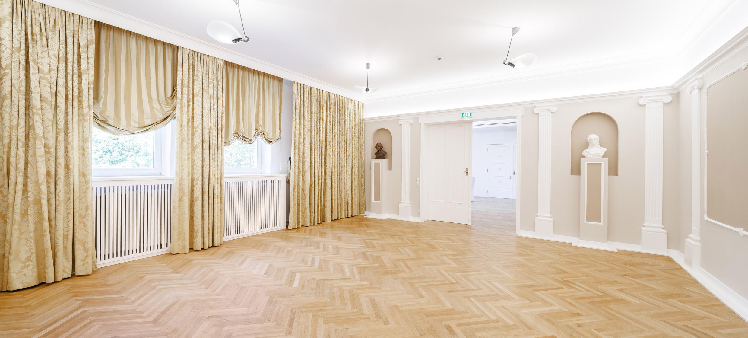 Midsommar-Blumenkranz binden – Logenhaus Berlin 3