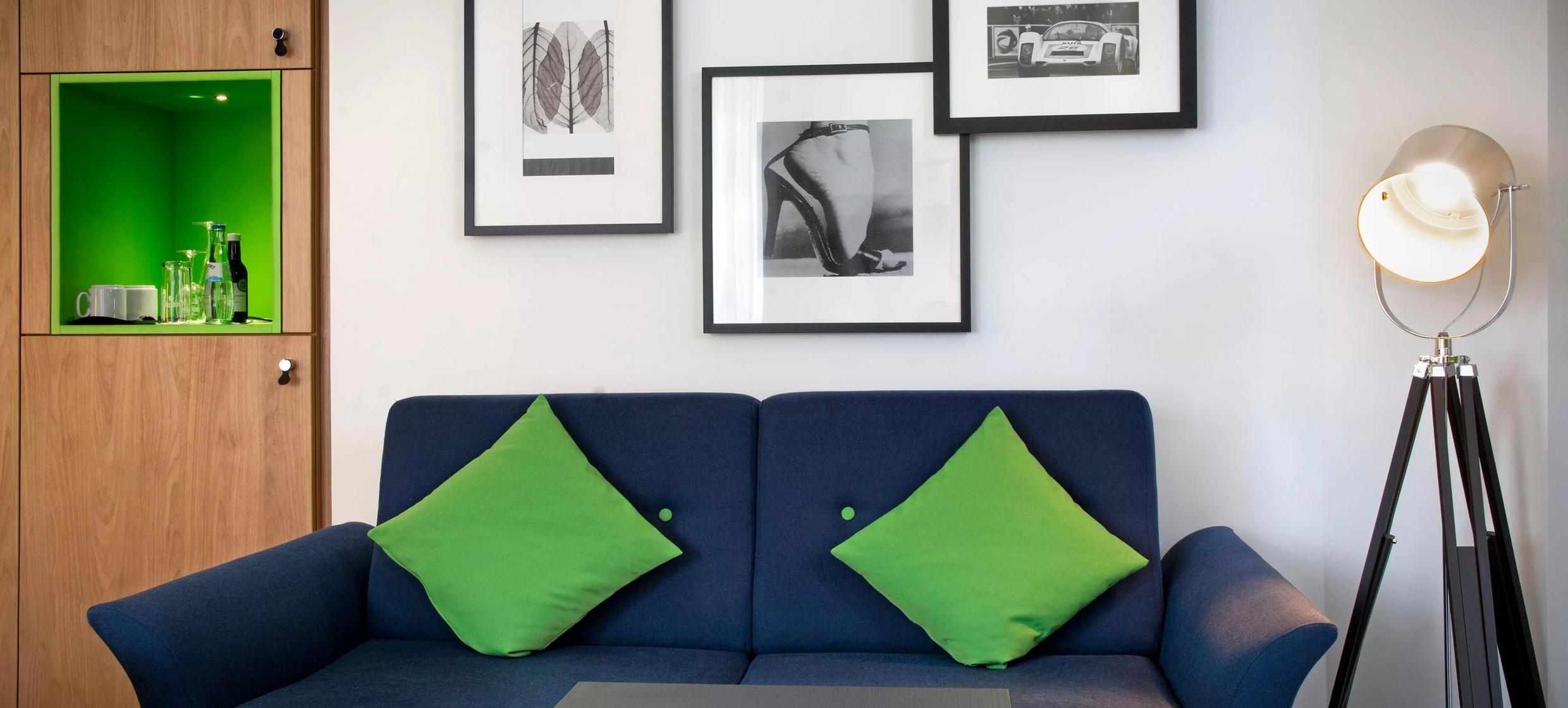 Holiday Inn Stuttgart 9