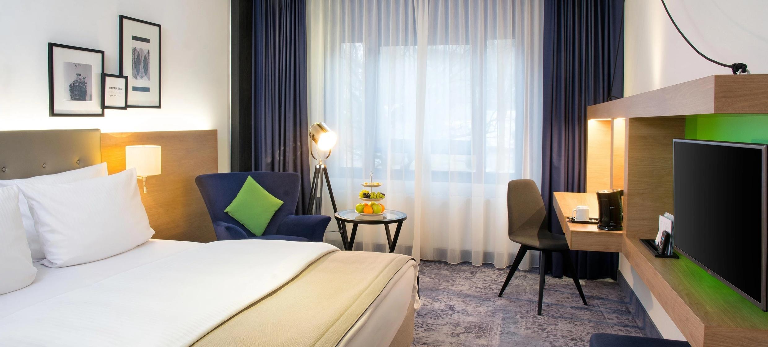 Holiday Inn Stuttgart 8