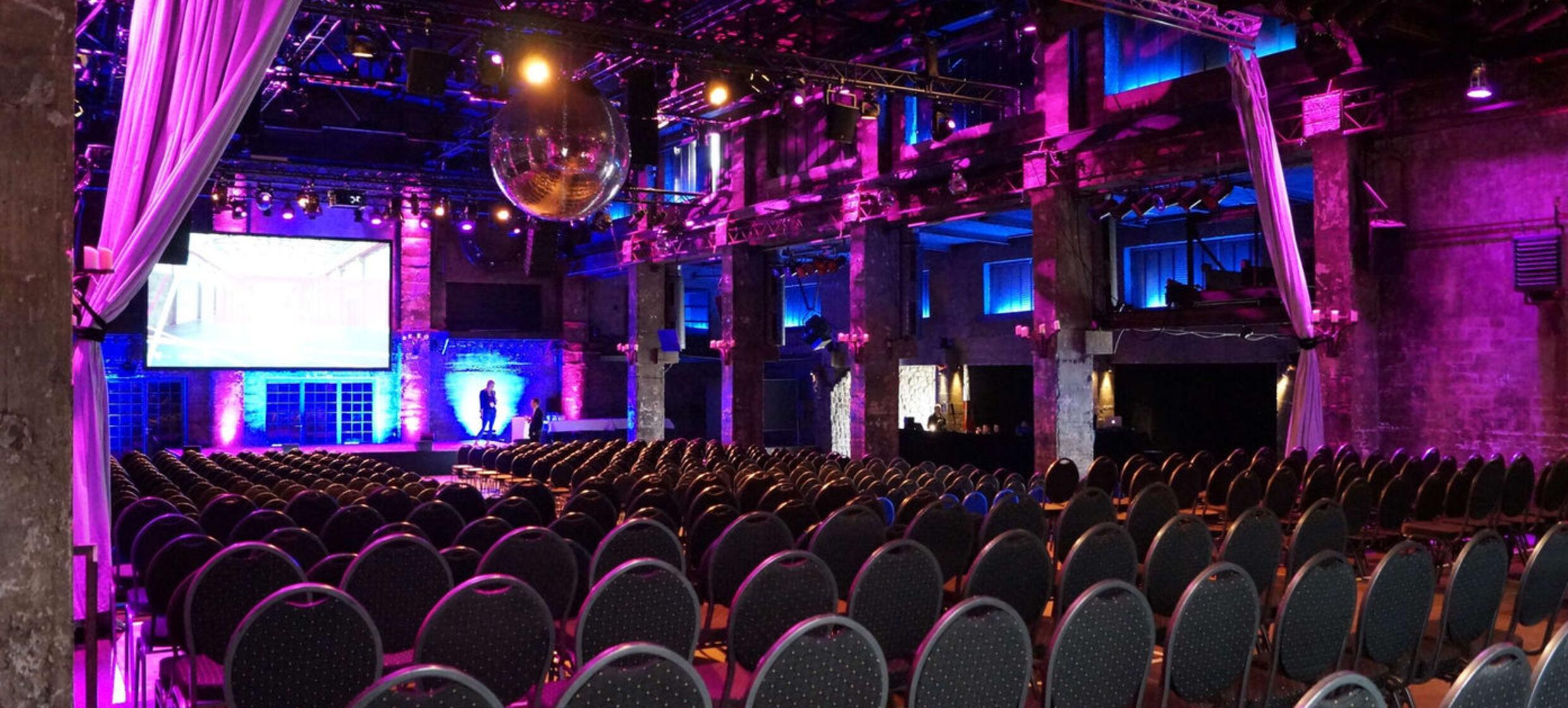 Die HALLE Tor 2 1