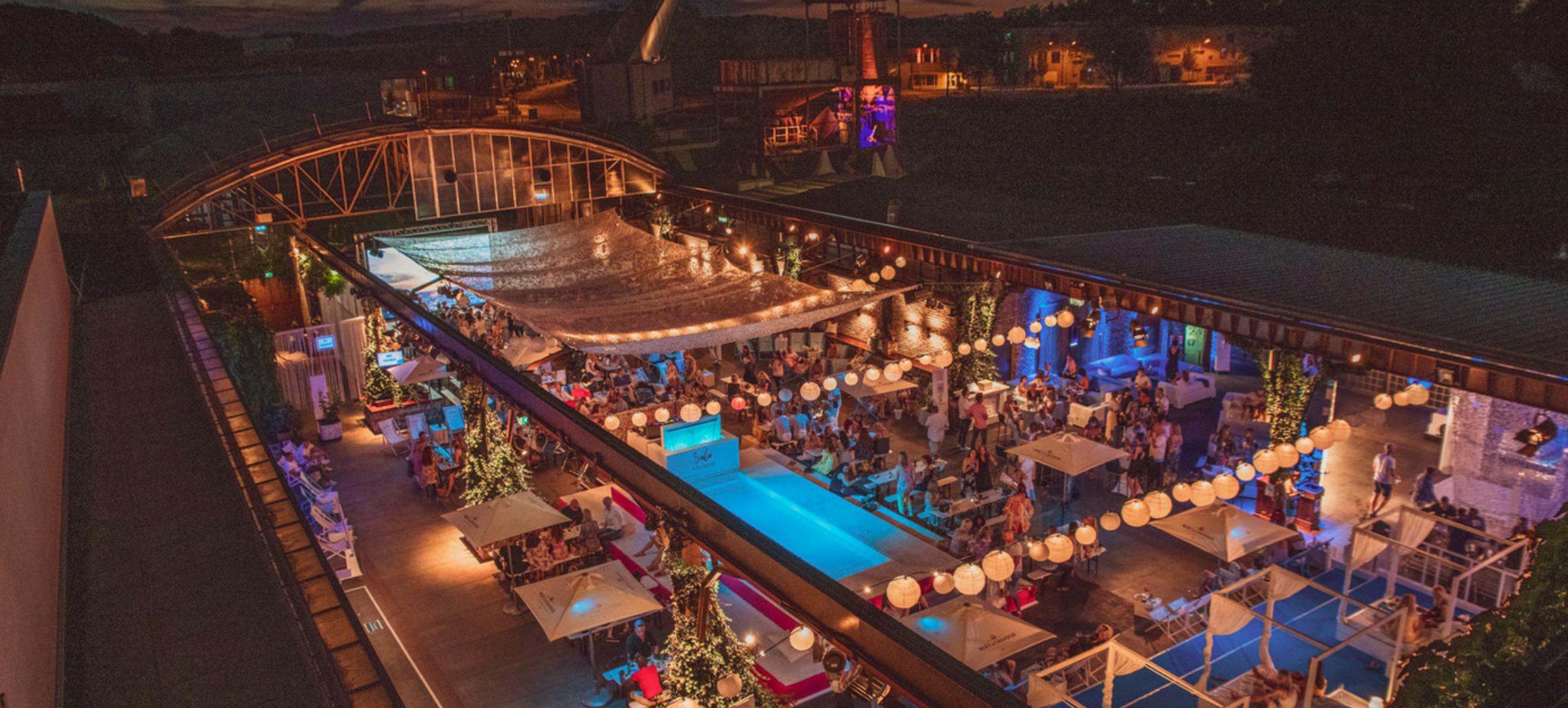 Die HALLE Tor 2 3