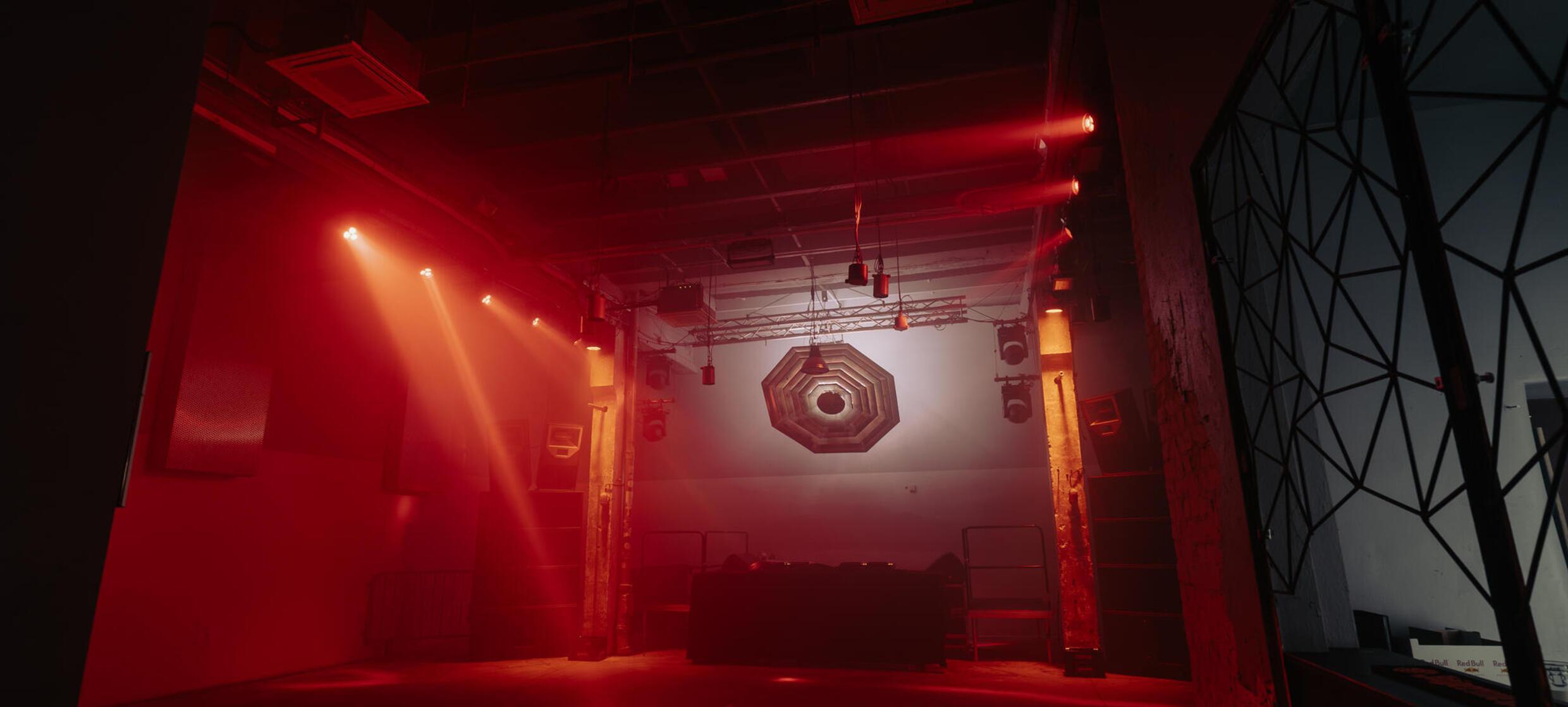 DSTRKT 3