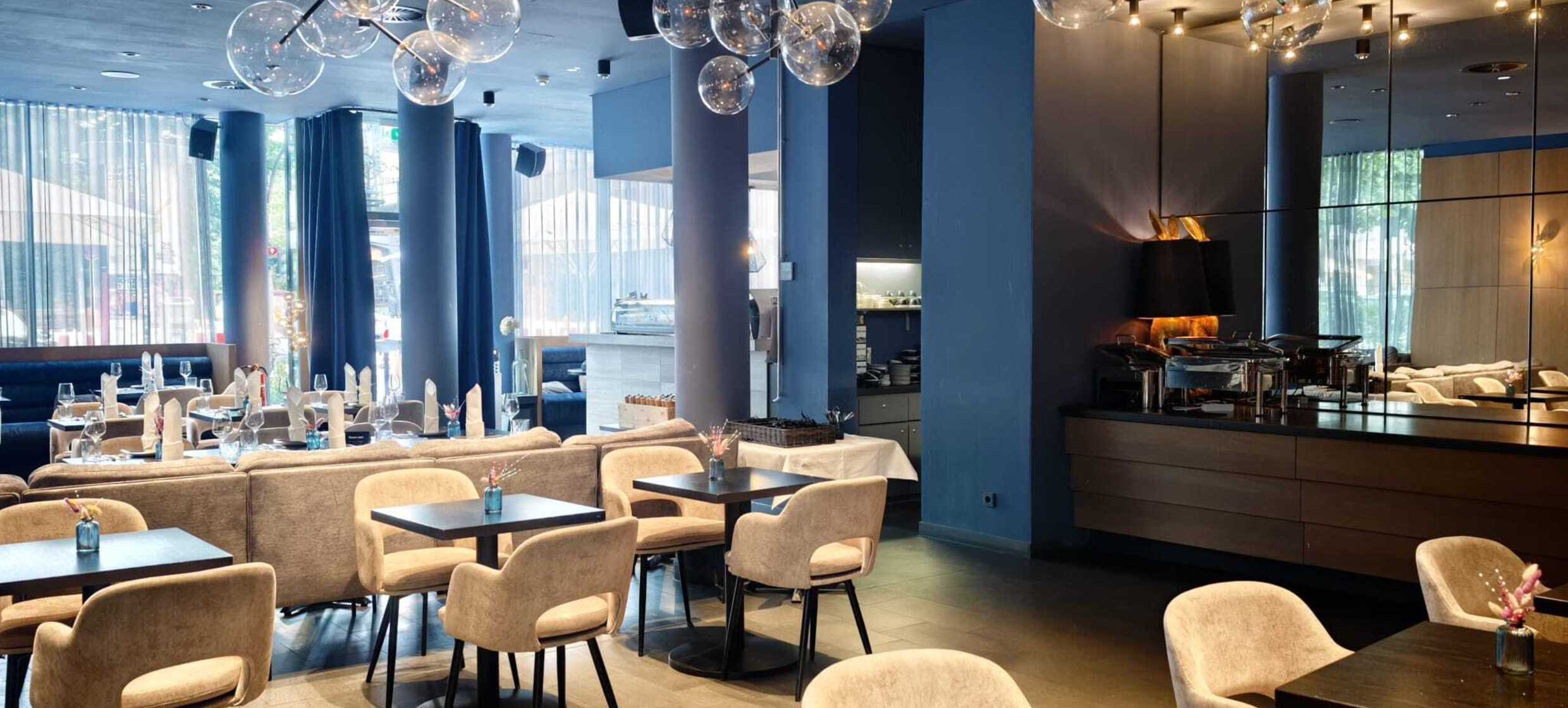 June Six Bistro & Bar 3