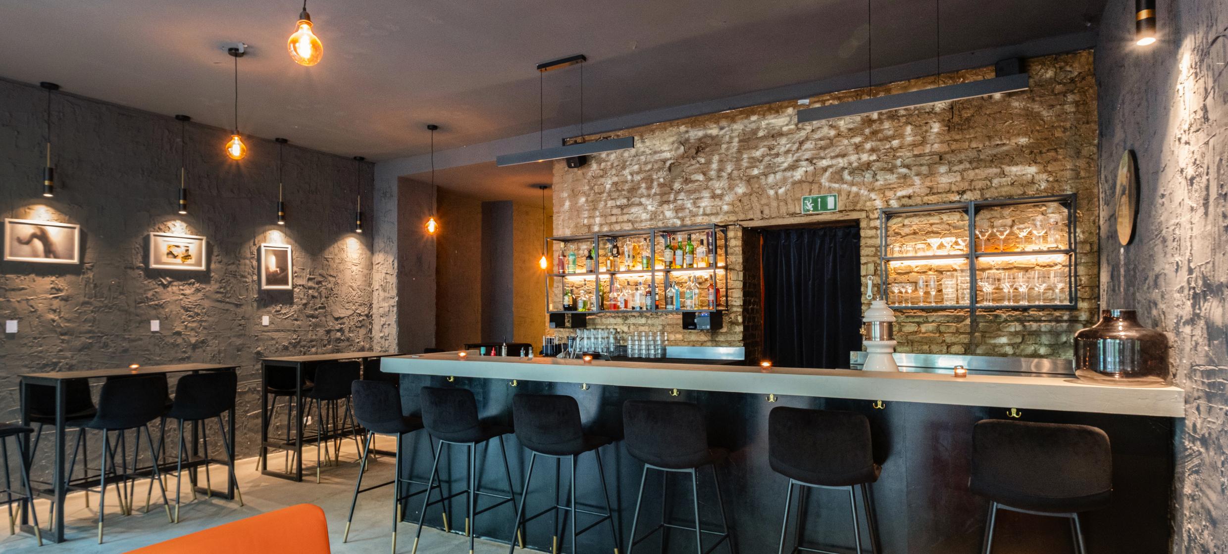 Gravity Bar in Berlin 1