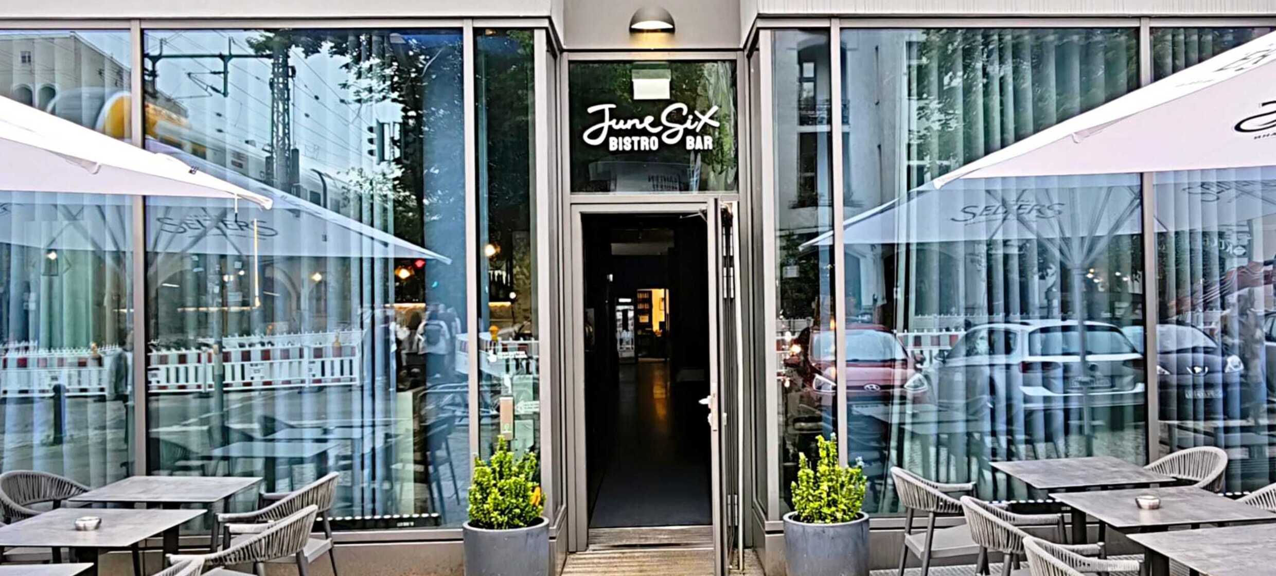 Business Lunch Meeting im June Six 2