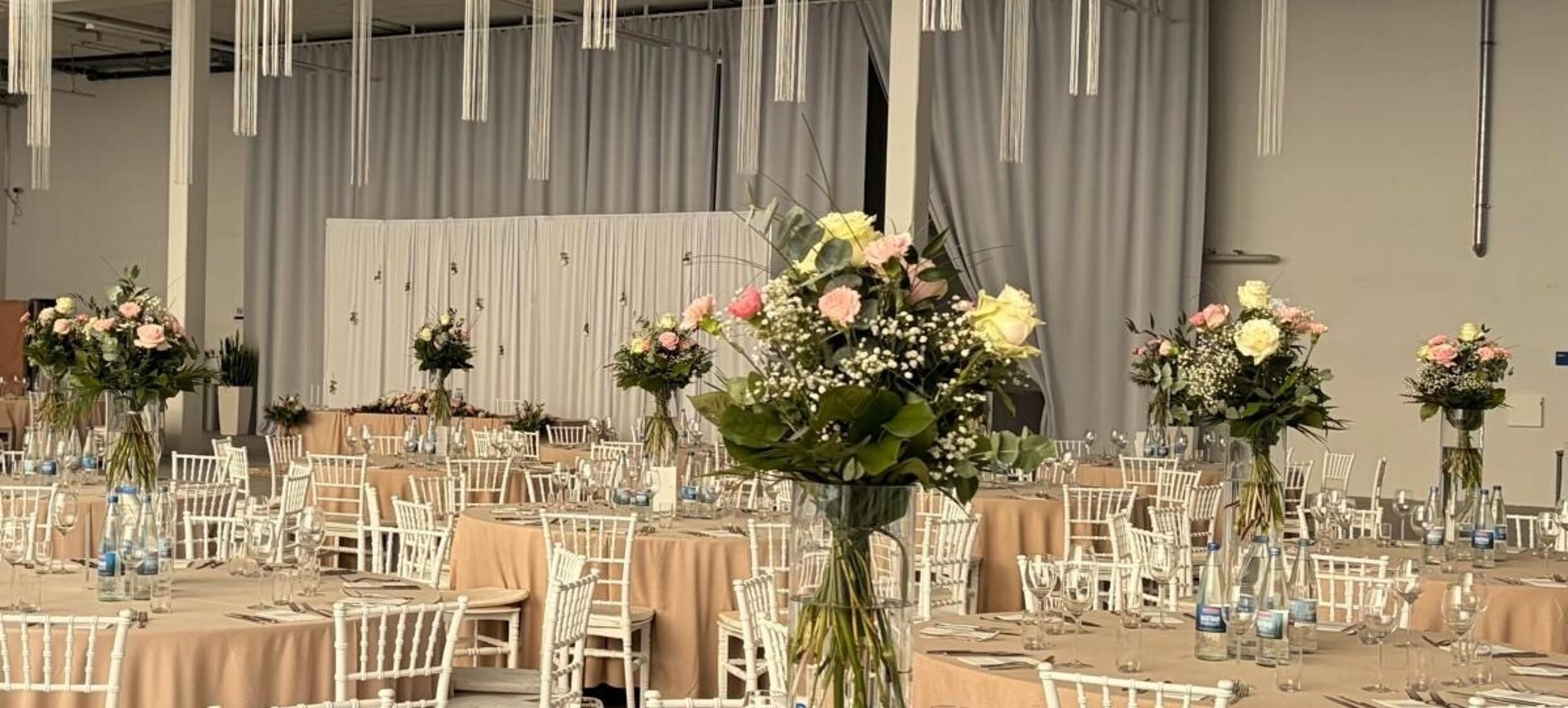 Aircraft Hotel & Event 15