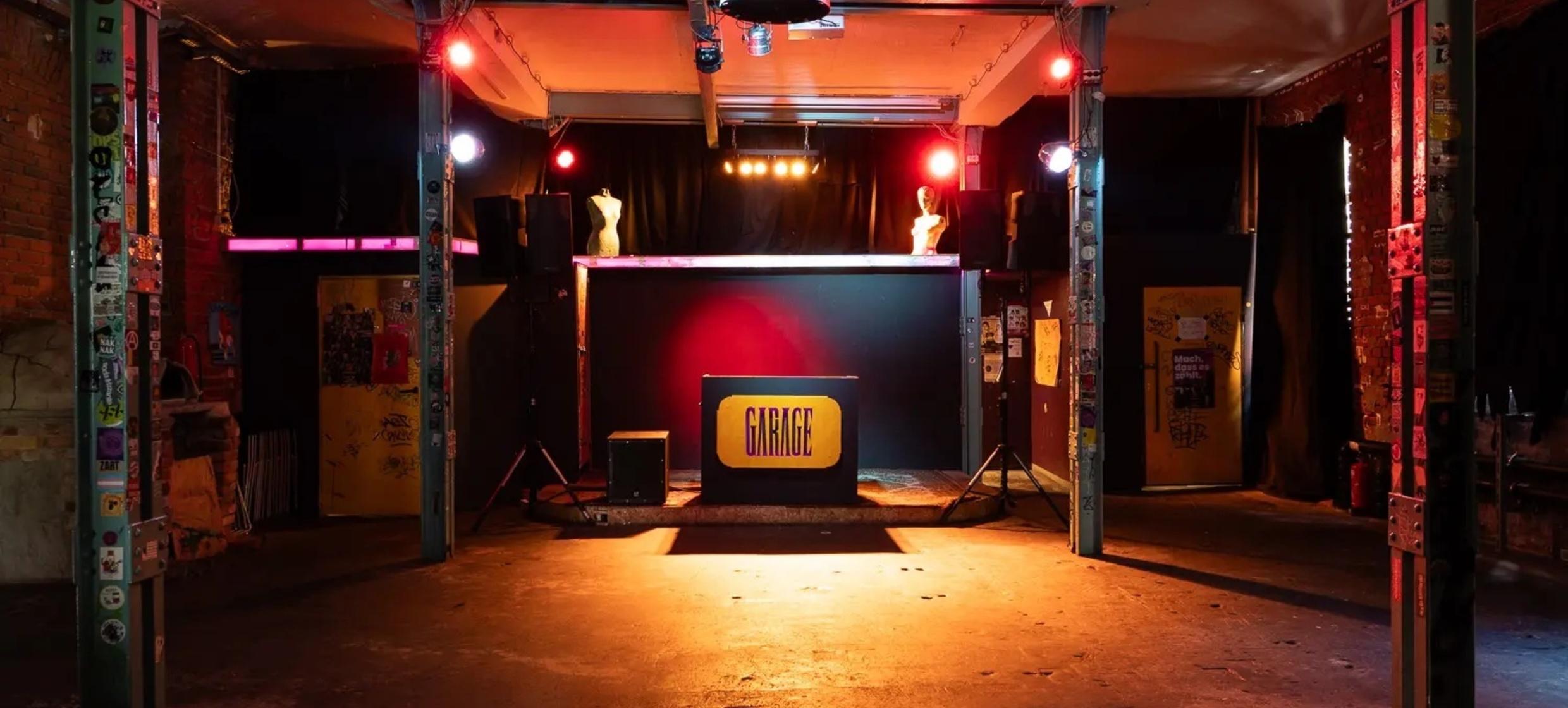 Garage Ost 8