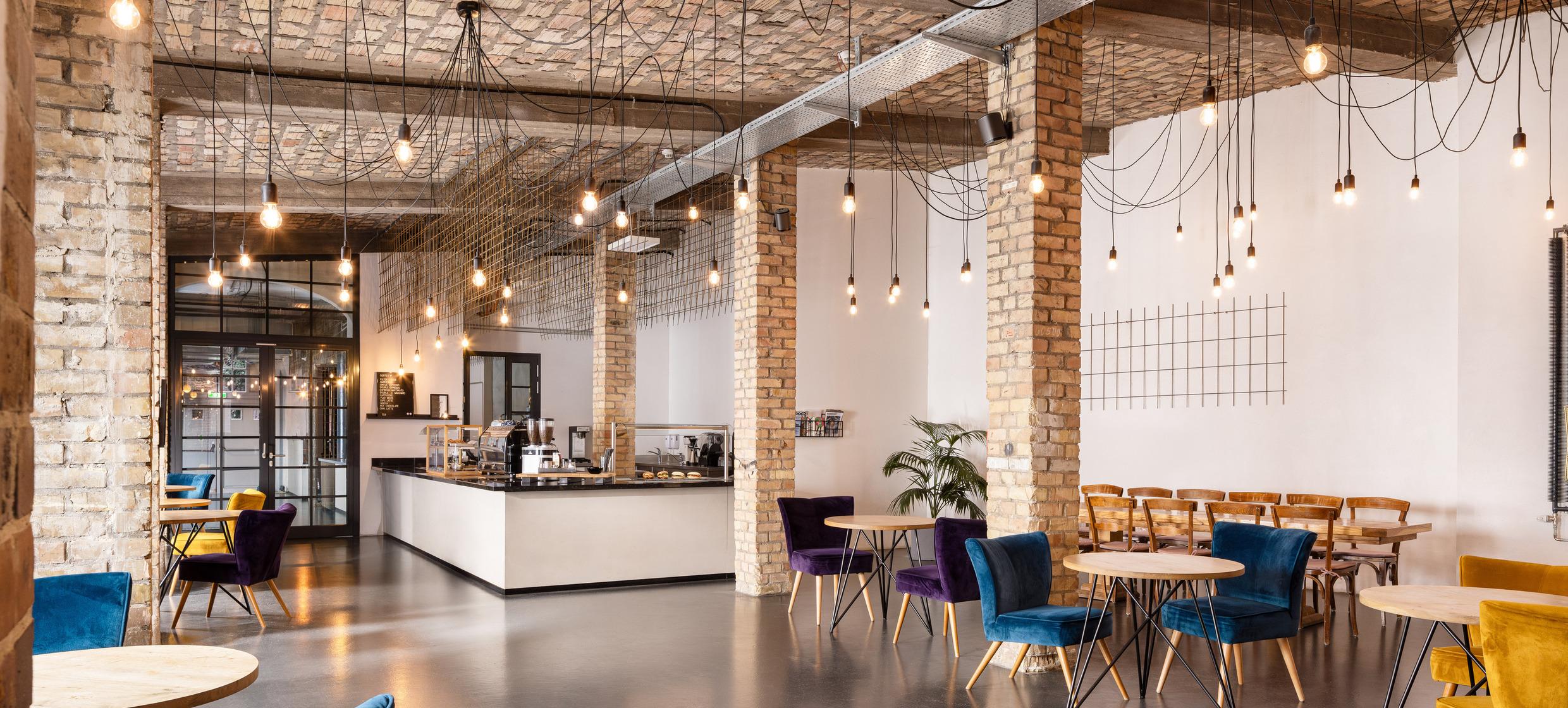 Urban Venue Hub 15