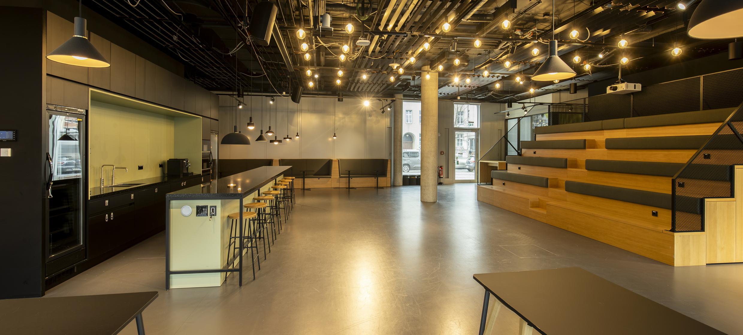 PR Marketing / Foto & Film im BaseCamp Berlin