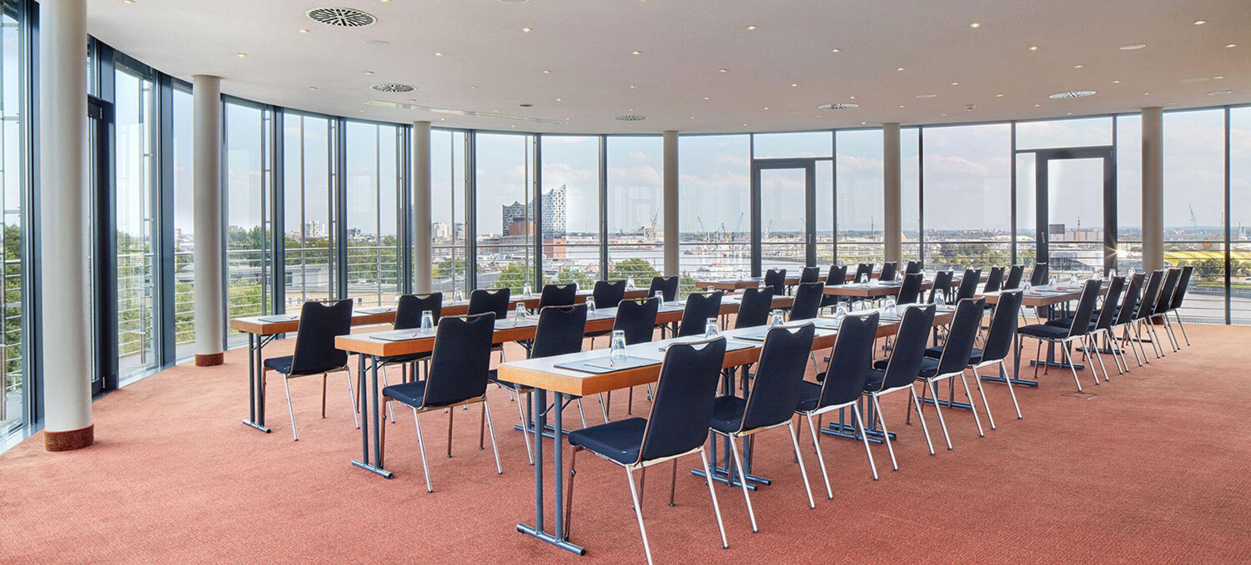 Ganztagspauschale "First Class" im Hotel Hafen Hamburg 3
