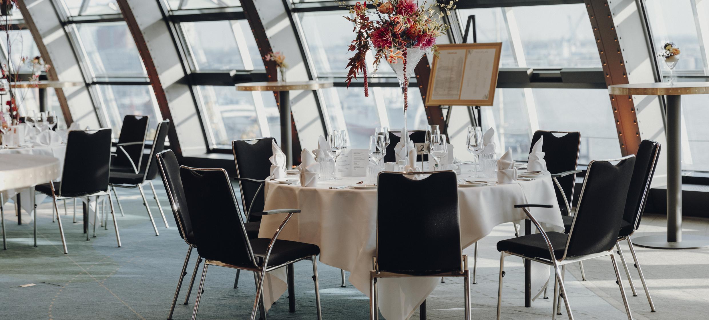 Hochzeitspauschale "HafenLiebe" im Hotel Hafen Hamburg 3