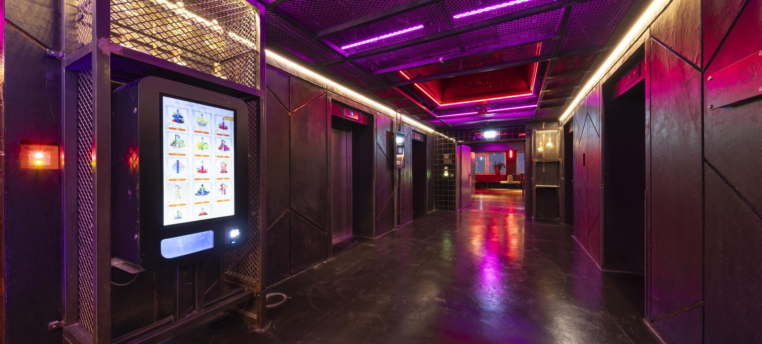 WEEKEND Rooftop Club und Eventlocation 16