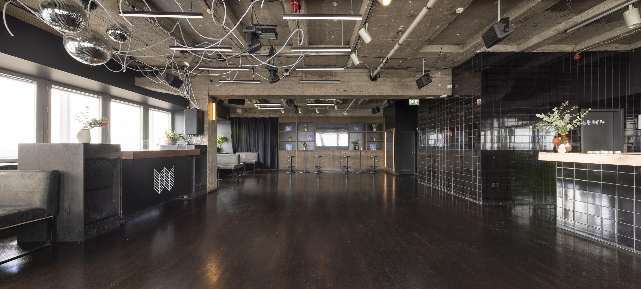 WEEKEND Rooftop Club und Eventlocation 10