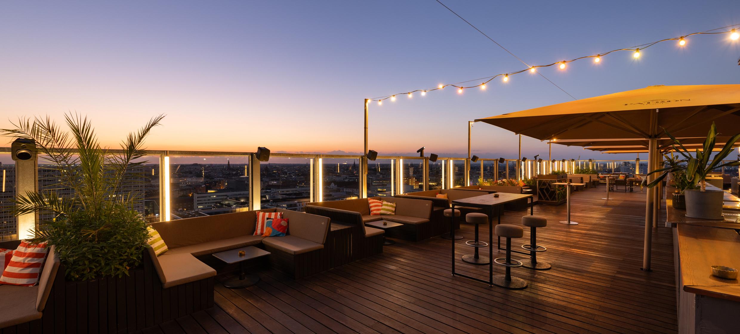 WEEKEND Rooftop Club und Eventlocation 5