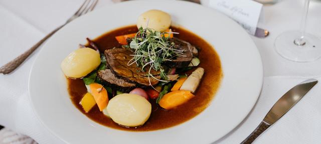 Zünftig im Wirtshaus
