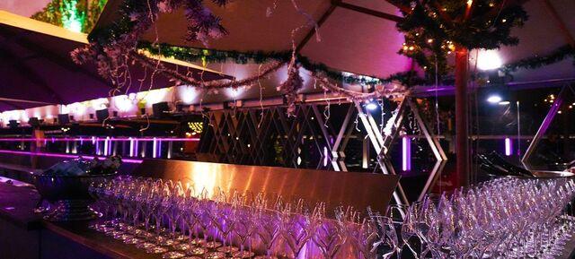 WEEKEND- Weihnachtsfeier in WEEKEND Rooftop Club und Eventlocation / Berlin 2