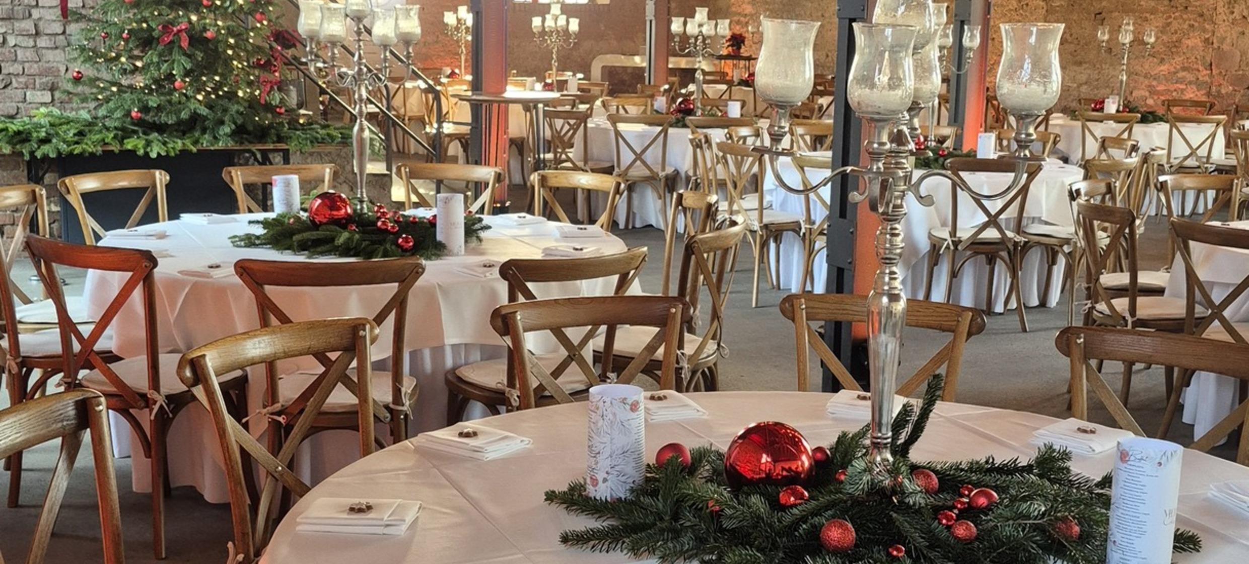 Weihnachtsfeier im Gutshof Ladenburg – Knisterndes Feuer, Glühweinduft und Festtagsglanz 2