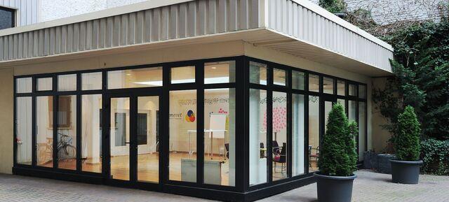 Meeet Mitte Pavillon - Großer Schulungsraum, Konferenzraum und Workshopfläche mit Klasse in Berlin / Mitte 5