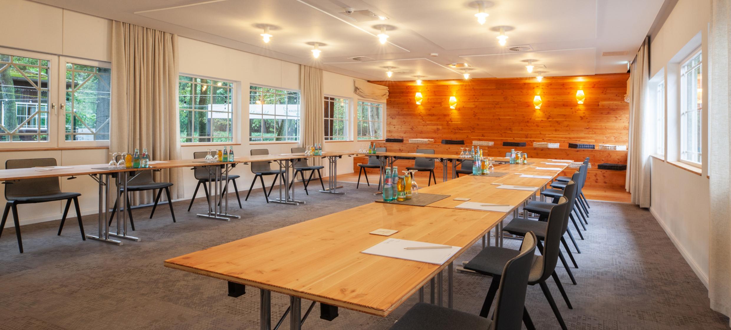 Waldhotel Eiche 1