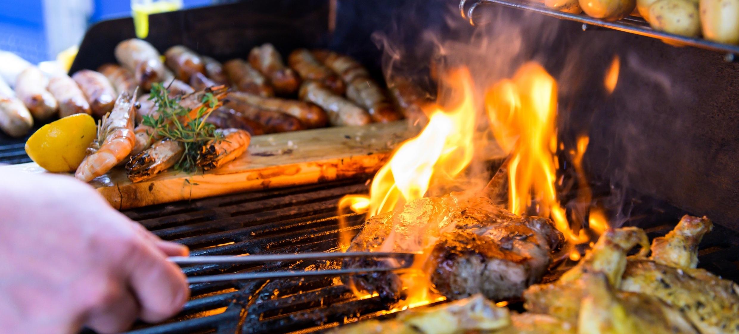 GRILLEN IM STADION