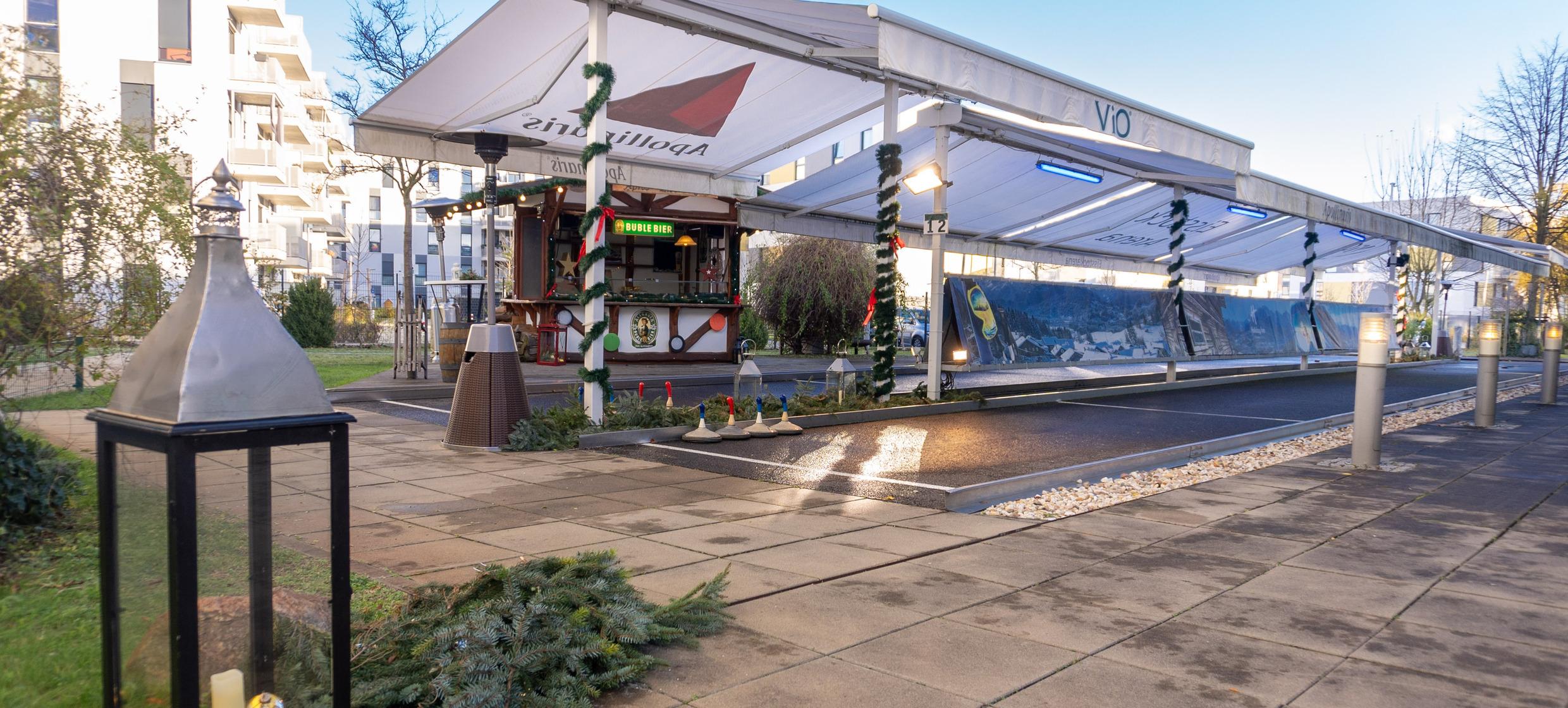 Weihnachtsfeier mit Eisstockschießen